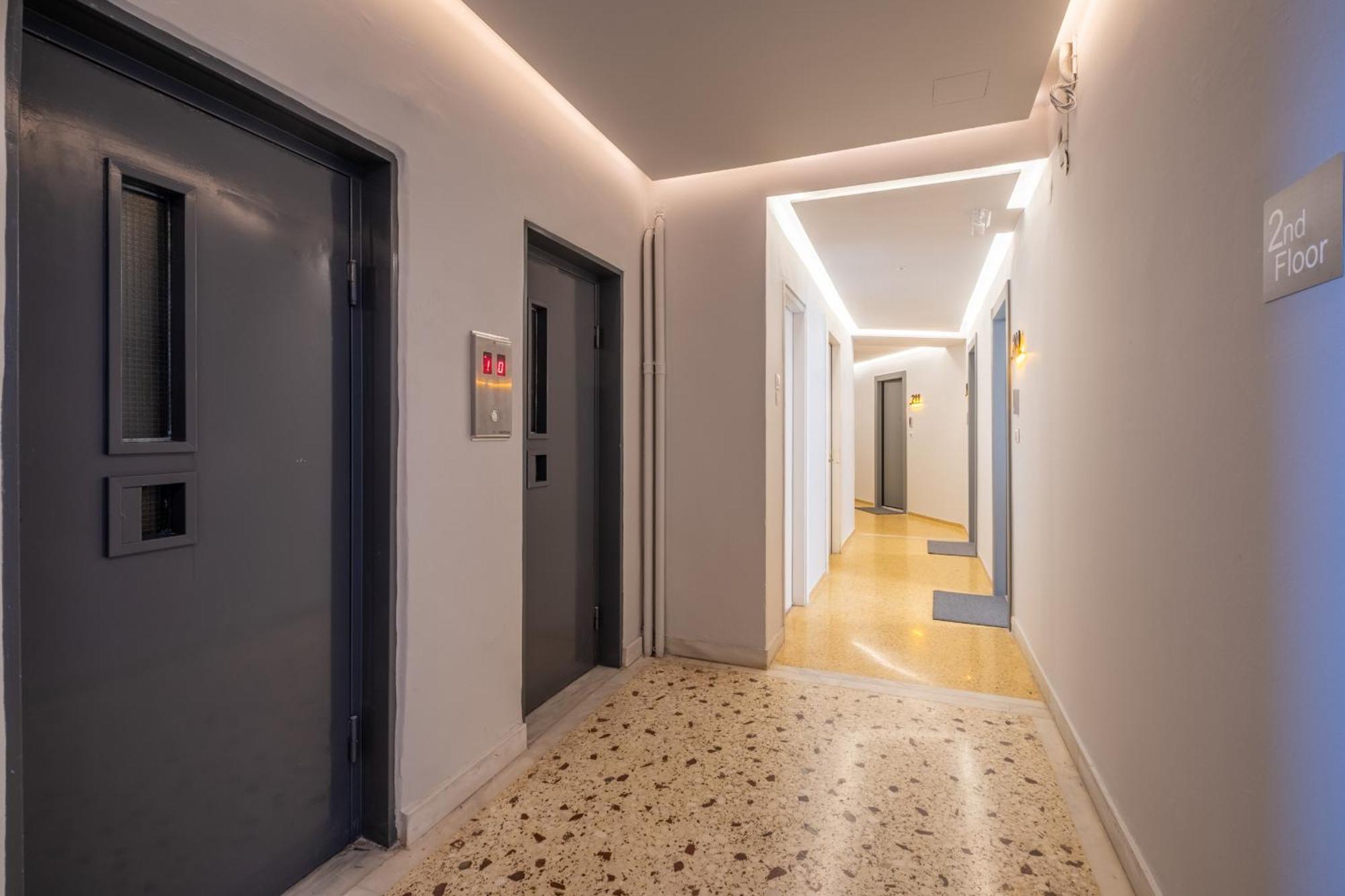 Athensis Apartments In Central Athena Bagian luar foto