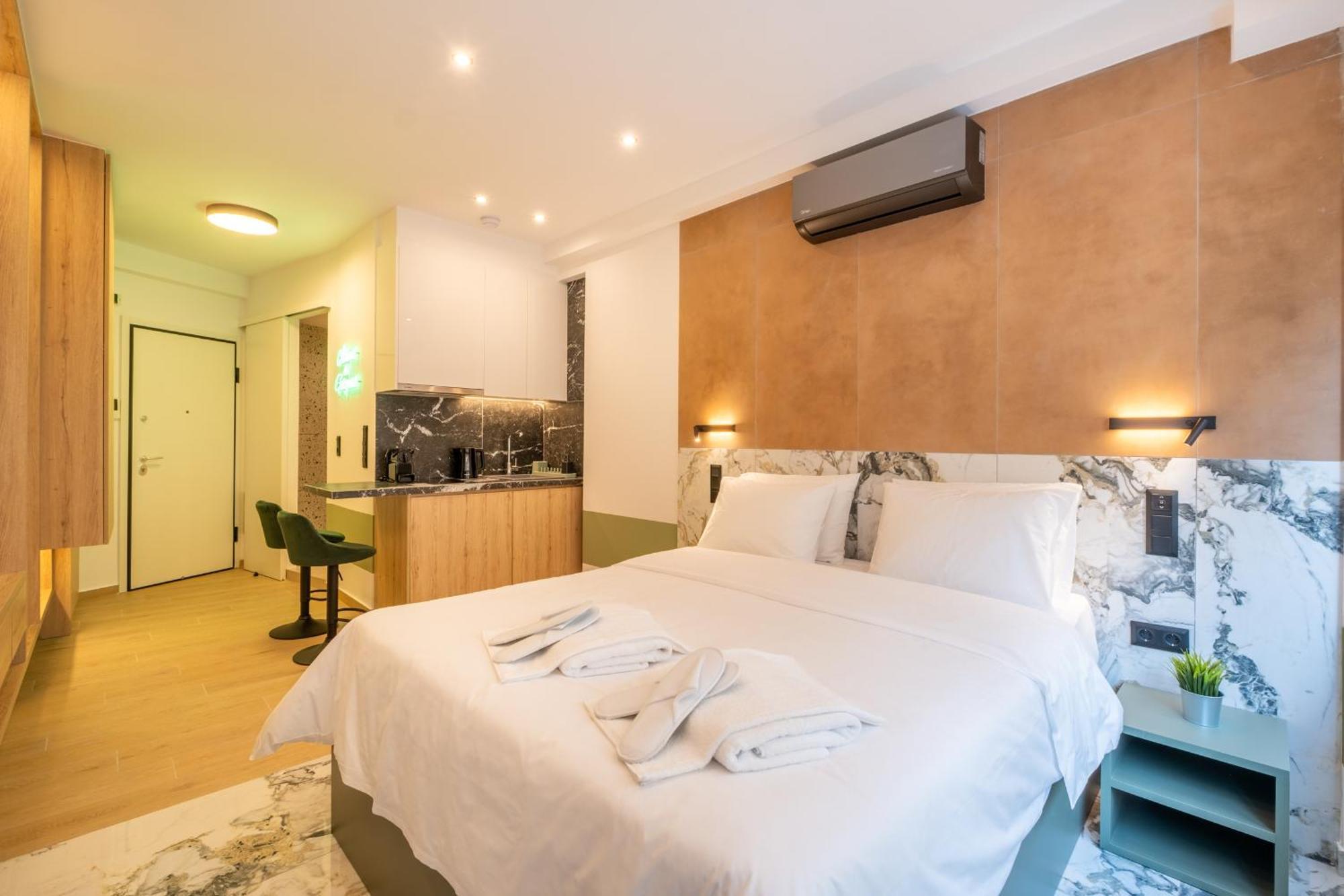 Athensis Apartments In Central Athena Bagian luar foto
